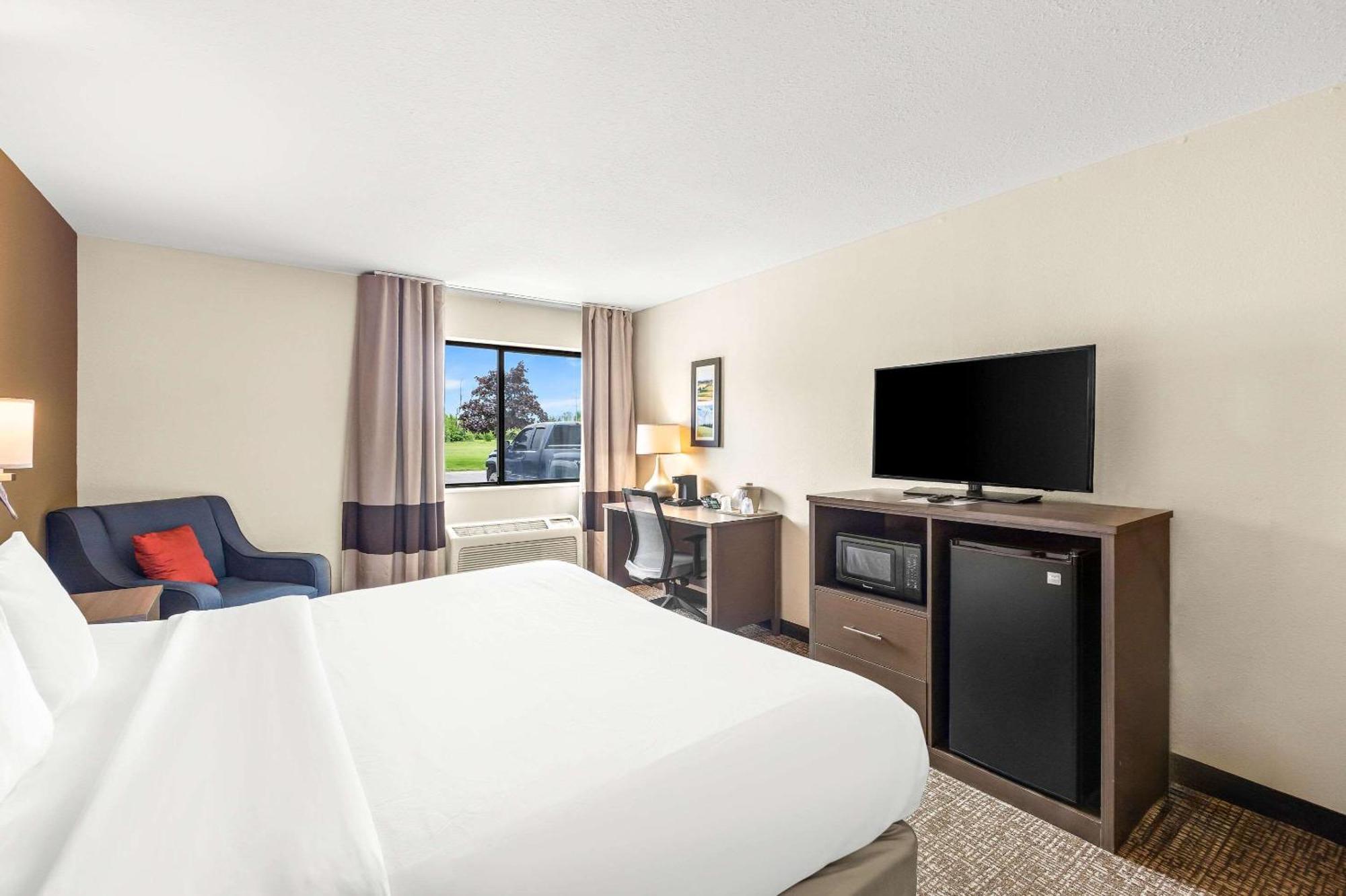 Comfort Inn Van Wert Bagian luar foto