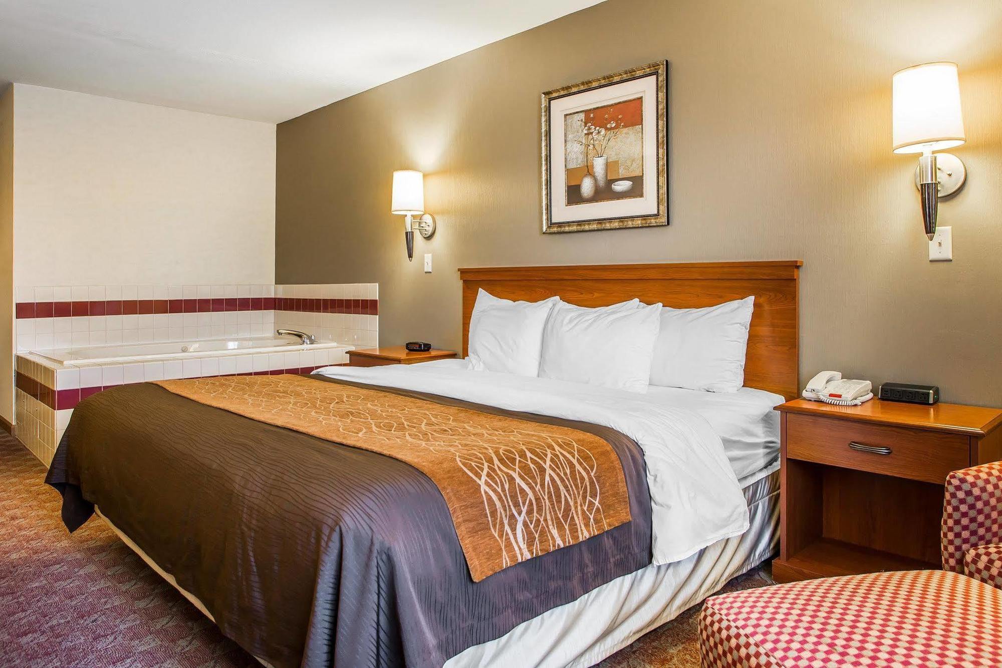 Comfort Inn Van Wert Bagian luar foto